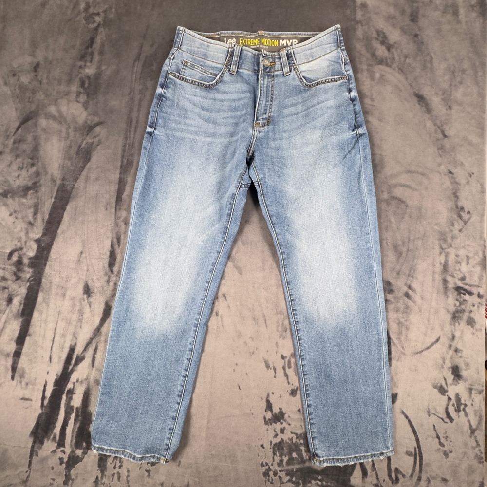 Lee Extreme Motion MVP Jeans Mens 32x30 Light Blue Athletic Fit Tapered Leg